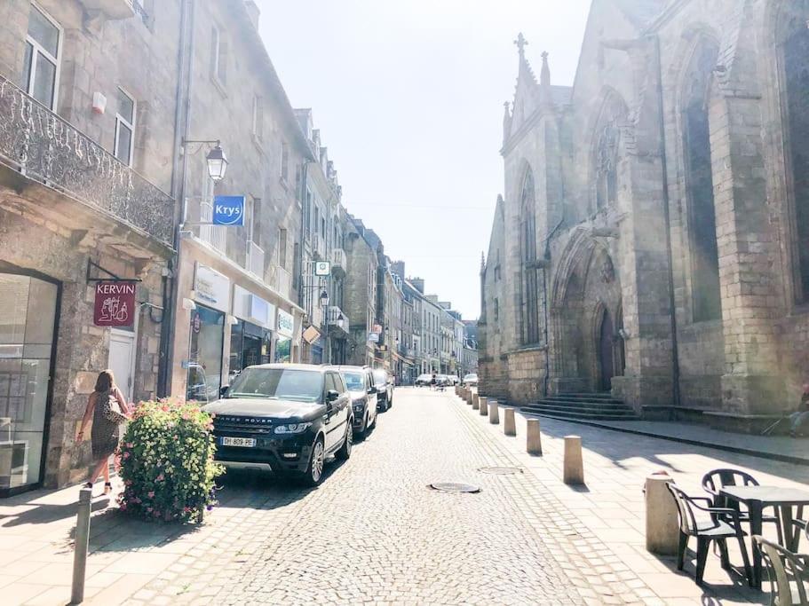 Nouveau ** Le Raffine Au Coeur De Guingamp ** Parking Eksteriør bilde