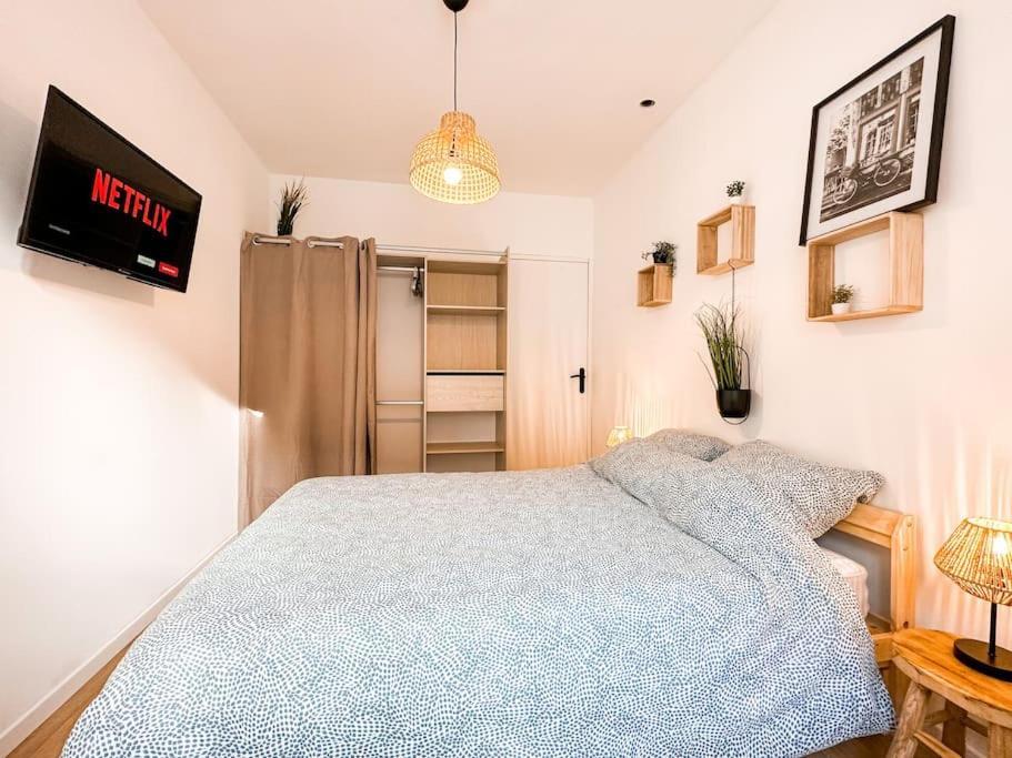 Nouveau ** Le Raffine Au Coeur De Guingamp ** Parking Eksteriør bilde